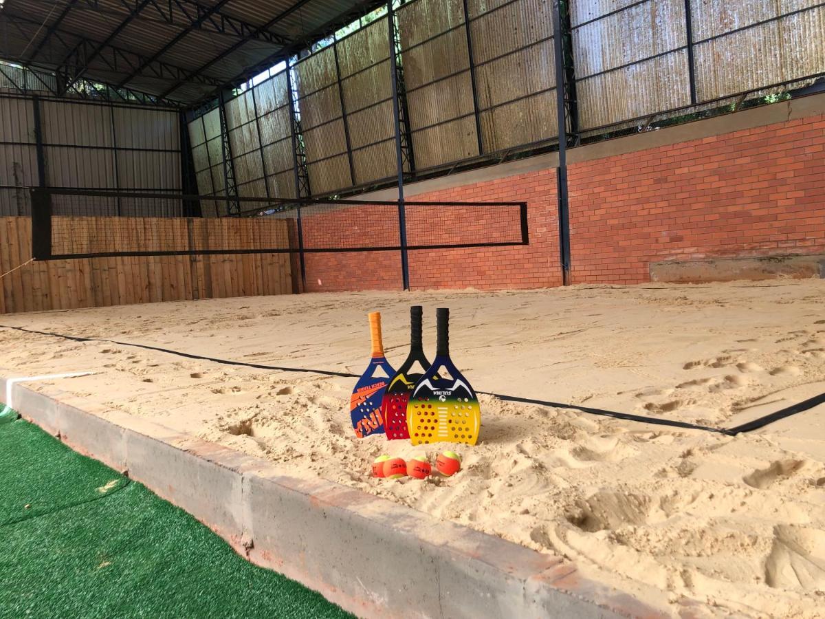 Estalagem Vila Suzana - Quadra De Beach Tennis Indoor Канела Екстериор снимка